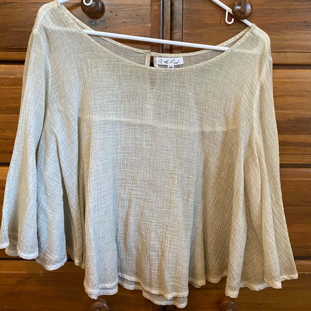 Flowy top